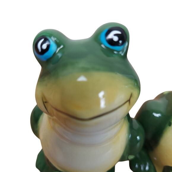 Frog Salt & Pepper Shakers Toad Ceramic Green Yellow White NEW - Picture 6 of 9